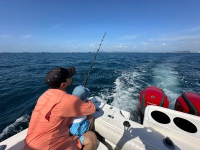 Half Day Fishing and Beach in Taboga