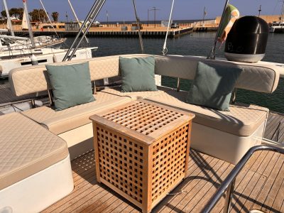 Private Yacht Daily Tour