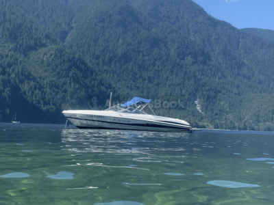 North Vancouver Boat Rental - 6 Max Guests (Pet Friendly)