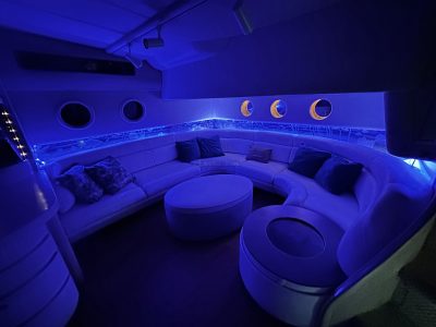 Succulenta Rosé Yacht (Captain & Fuel included)