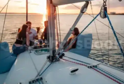 2000 BENETEAU 362 SAILBOAT - 2.5 Hour Private Luxury Sailboat Tour