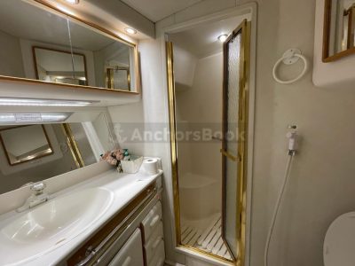 Luxury New 60ft Yacht in Dubai Marina