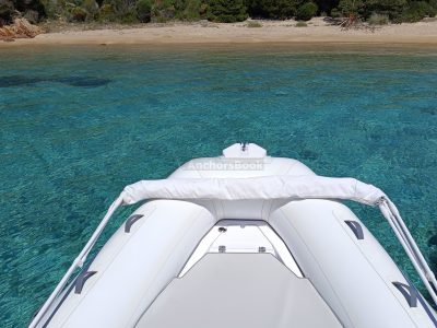 Selva D540 Evolution rubber boat available for rent without skipper