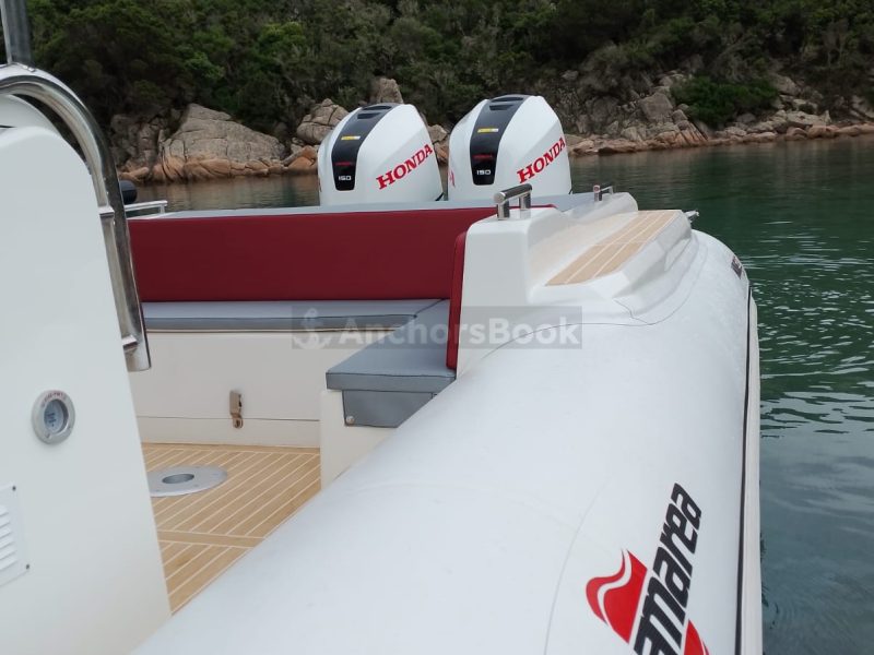 Altamarea Wave 27 gt rubber boat available for rental with or without skipper