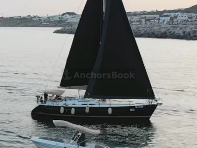 Charter sailing boat with lunch