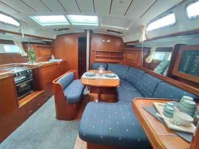 Charter sailing boat with lunch