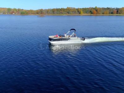 Boat Rental In Muskoka, Gravenhurst - 21ft Pontoon Boat Rental (150HP, 10 Max Guests)