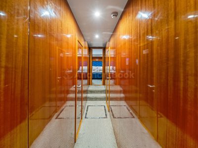BD 90ft Yacht Rental (Dubai – 65 Guests Max)