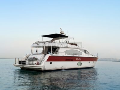 BD 90ft Yacht Rental (Dubai – 65 Guests Max)