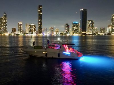 ⭐ SeaRay 45ft 🛥 (Monday to Thursday Get one FREE hour.🥂🍾)