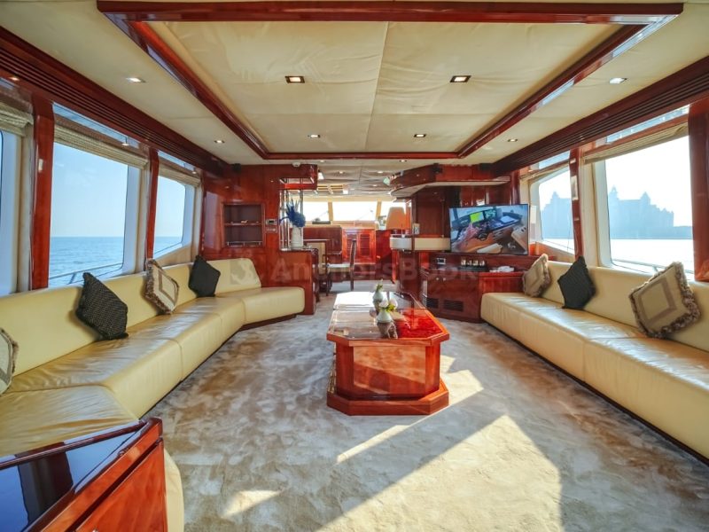 Majesty 88ft Yacht Rental (Dubai – 50 Guests Max) with Jacuzzi