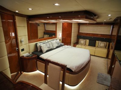 Majesty 88ft Yacht Rental (Dubai – 50 Guests Max) with Jacuzzi