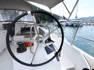 Sun Odyssey 490 - 5 cab. - Caruso - 2019