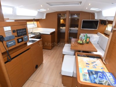 Sun Odyssey 490 - 5 cab. - Caruso - 2019