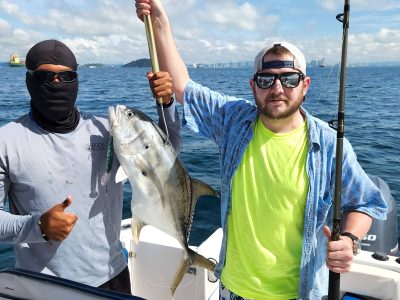 Half-Day 4 Hour Private Cruising and Fishing Tour at Panama Bay