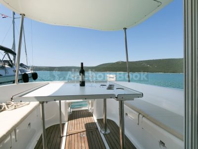 Full Week Yacht Charter In Pula (SAS Vektor Adria 1002)