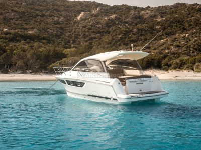 Full Day Boat Rental In Italy - JEANNEAU LEADER 9 HT