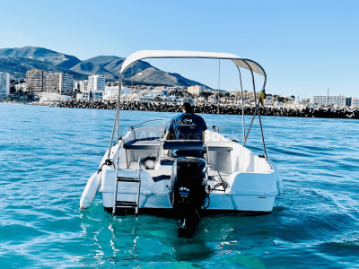 Rent a Boat without License - Voracious