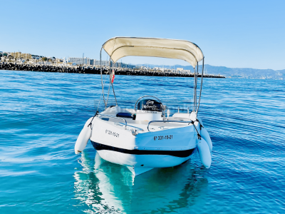 Rent a Boat without License - Voracious