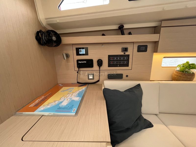 Oceanis 40.1 - Beneteau - Cosmic Dancer - Full Week Charter In Split, Croatia