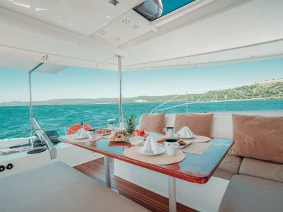 Fountaine Pajot Helia 44ft