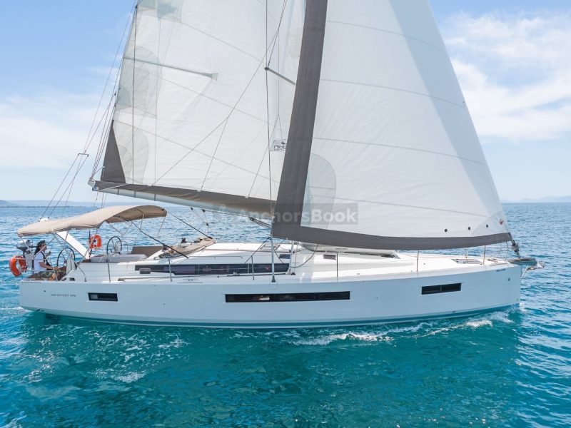 Jeanneau Sun Odyssey 490 Full Week Yacht Charter