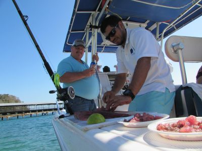 Half-Day 4 Hour Private Cruising and Fishing Tour at Panama Bay