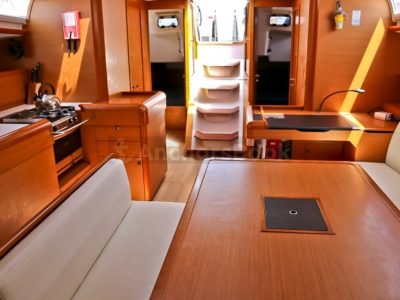 1 Week Sailing Yacht Charter In Loutraki, Greece | AMFITRITI