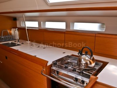 1 Week Sailing Yacht Charter In Loutraki, Greece | AMFITRITI