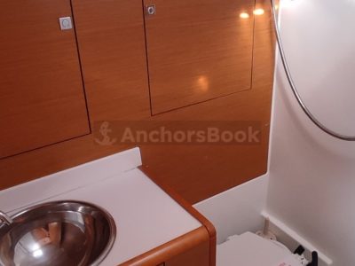 1 Week Sailing Yacht Charter In Loutraki, Greece | EUDORA
