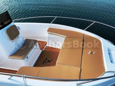 Astilux 20ft Speedboat Rental In Benalmádena, Spain