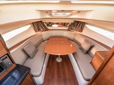 Full Day Boat Rental In Italy - JEANNEAU LEADER 9 HT
