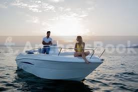 Astilux 20ft Speedboat Rental In Benalmádena, Spain