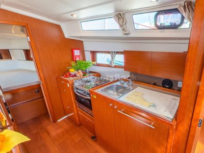Oceanis 38.1 Beneteau - Sailor Jupiter - Full Week Charter In Pula, Croatia