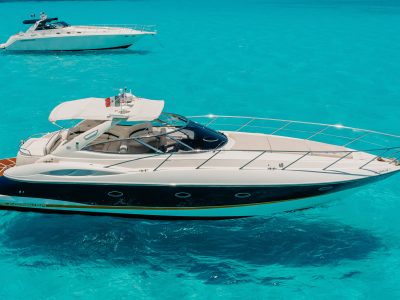 Private Premium Yacht 46FT Rental in Cancun