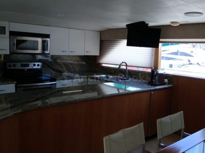 Luxury Yacht Rental In Puerto Vallarta, Jalisco | Amixtli