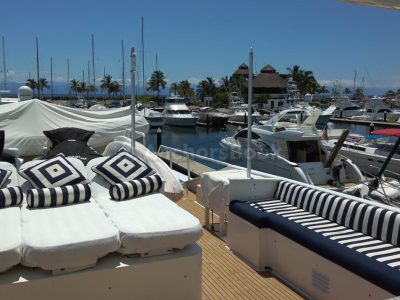 Luxury Yacht Rental In Puerto Vallarta, Jalisco | Amixtli