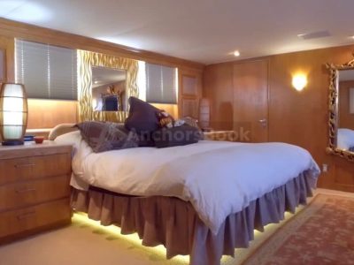 Luxury Yacht Rental In Puerto Vallarta, Jalisco | Amixtli