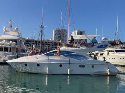 Luxury Yacht Rental In Puerto Vallarta, Jalisco | Azimut 43