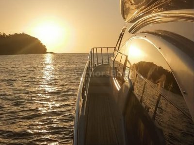 Luxury Yacht Rental In Puerto Vallarta, Jalisco | Azimut 70