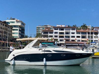Luxury Yacht Rental In Puerto Vallarta, Jalisco | Bayliner 32