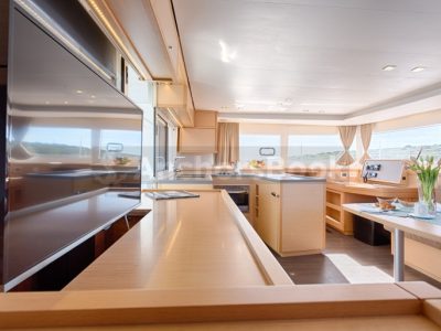 Metra - Luxury Catamaran Yacht Charter In Trogir