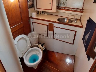 Luxury Sailboat Rental In Puerto Vallarta, Jalisco | Columbia 40