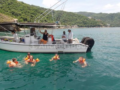Fishing Boat Rental In Puerto Vallarta, Jalisco | Center Console 30