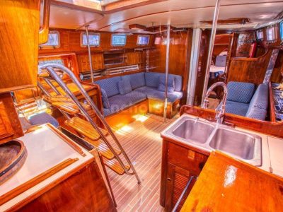 Luxury Sailboat Rental In Puerto Vallarta, Jalisco | Endevour 38