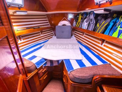 Luxury Sailboat Rental In Puerto Vallarta, Jalisco | Endevour 38