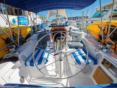 Luxury Sailboat Rental In Puerto Vallarta, Jalisco | Endevour 38