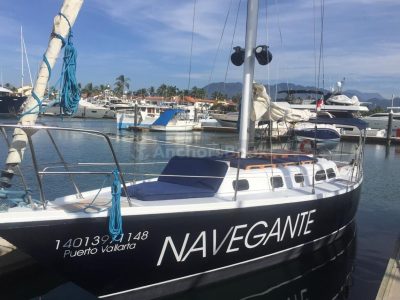 Luxury Sailboat Rental In Puerto Vallarta, Jalisco | Ericson 35