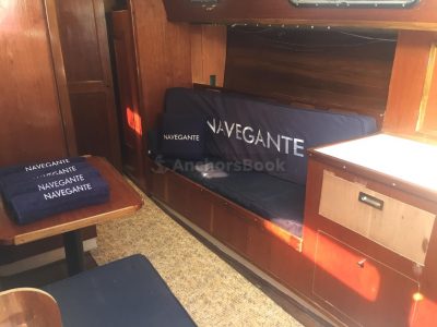 Luxury Sailboat Rental In Puerto Vallarta, Jalisco | Ericson 35