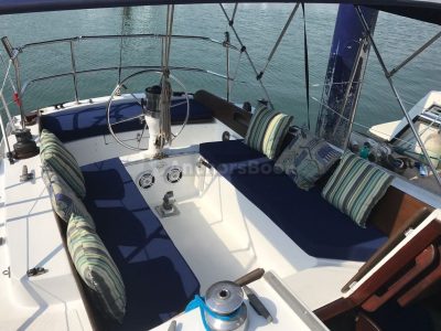 Luxury Sailboat Rental In Puerto Vallarta, Jalisco | Ericson 35